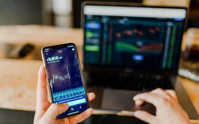 LLM inference optimization strategies to reduce AI costs